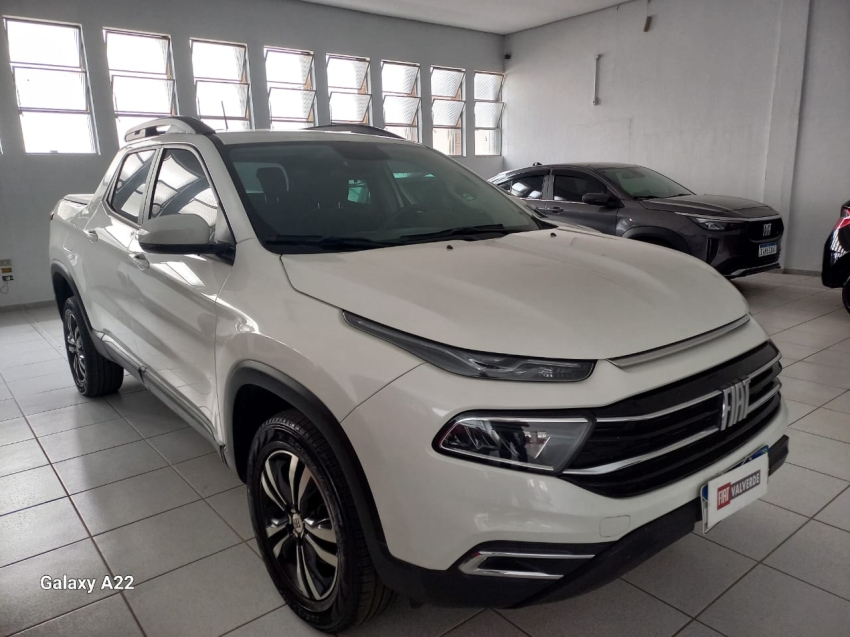 fiat toro 1.3 turbo 270 flex freedom at6 gasolina 4p automatico 2023 fiat toro 1.3 turbo 270 flex freedom at6 gasolina 4p automatico 2023