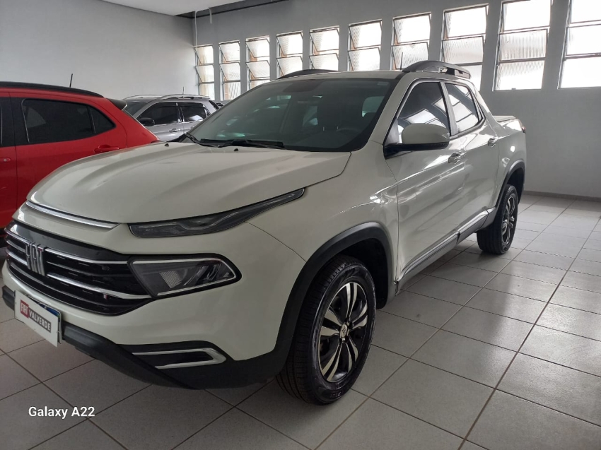 fiat toro 1.3 turbo 270 flex freedom at6 gasolina 4p automatico 2023 fiat toro 1.3 turbo 270 flex freedom at6 gasolina 4p automatico 2023