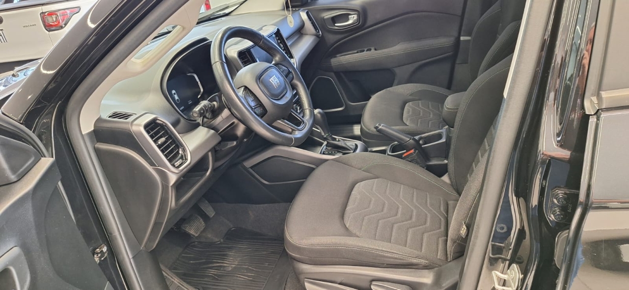 fiat toro 1.3 turbo 270 flex freedom at6 4p automatico 2023