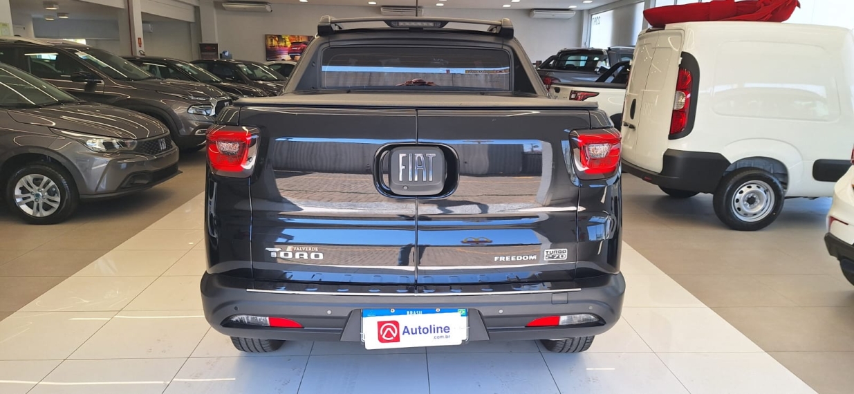 fiat toro 1.3 turbo 270 flex freedom at6 4p automatico 2023