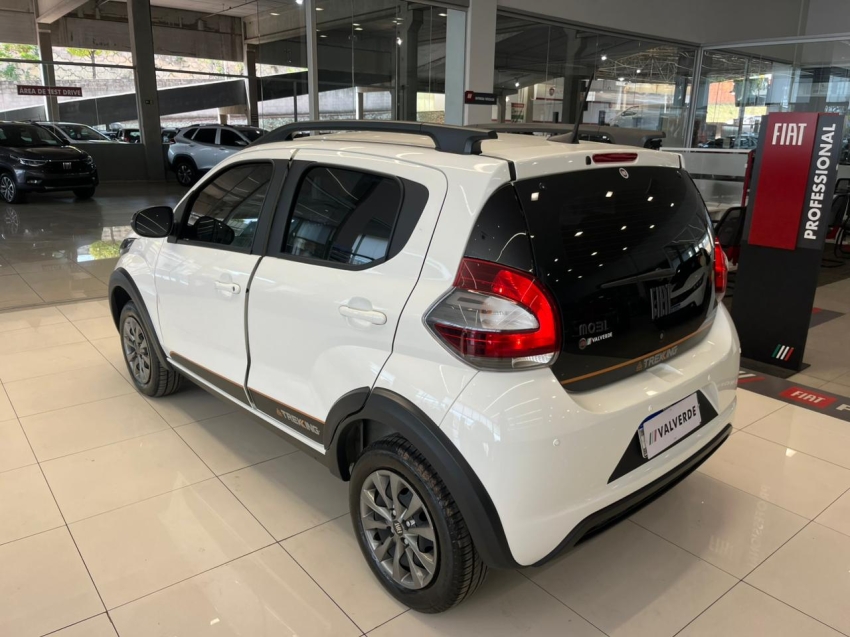 fiat mobi 1.0 firefly flex trekking manual 4p 2025 fiat mobi 1.0 firefly flex trekking manual 4p 2025
