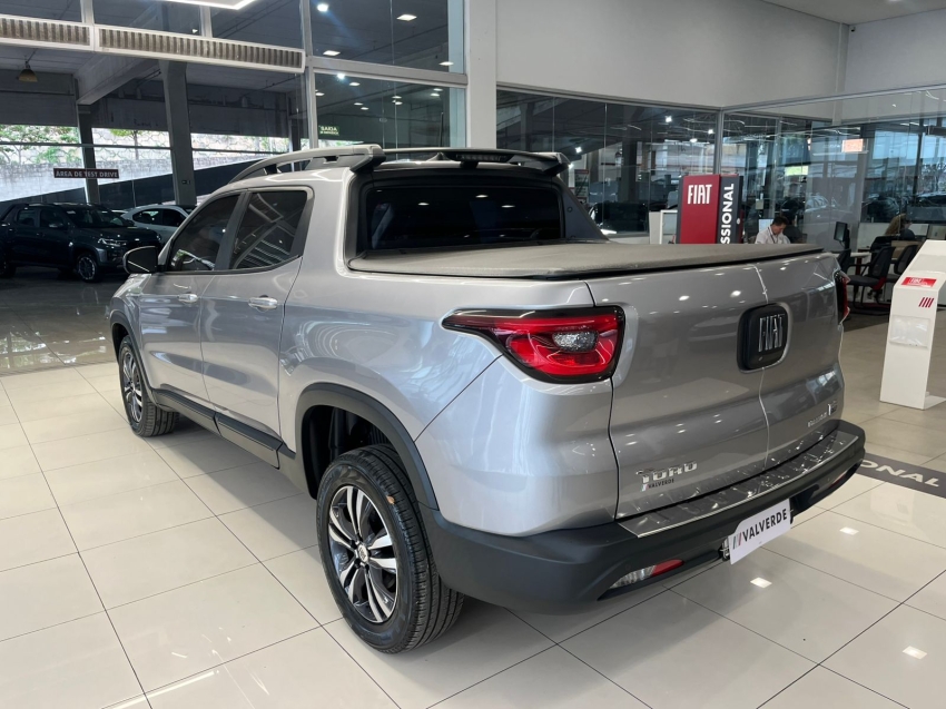fiat toro 1.3 turbo 270 flex freedom at6 4p automatico 2022 fiat toro 1.3 turbo 270 flex freedom at6 4p automatico 2022