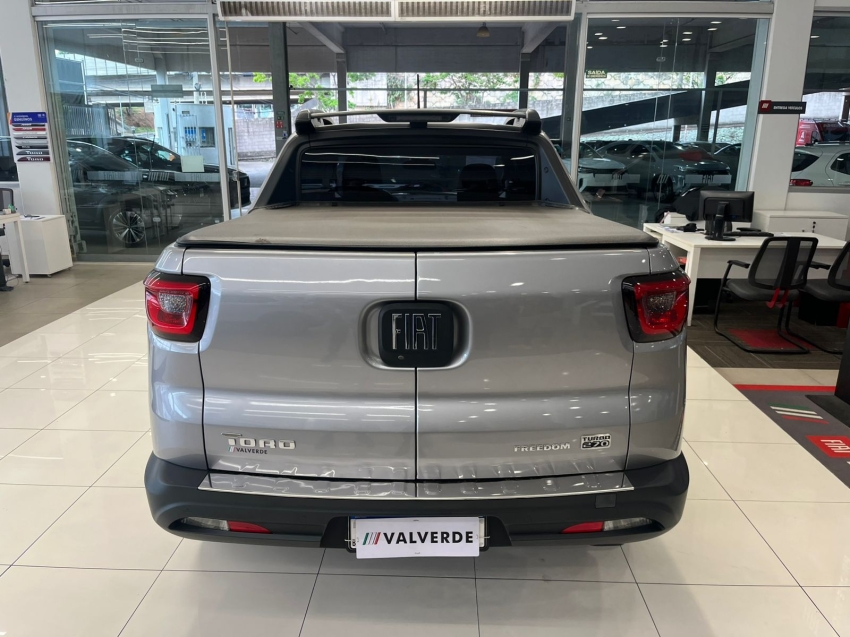 fiat toro 1.3 turbo 270 flex freedom at6 4p automatico 2022 fiat toro 1.3 turbo 270 flex freedom at6 4p automatico 2022