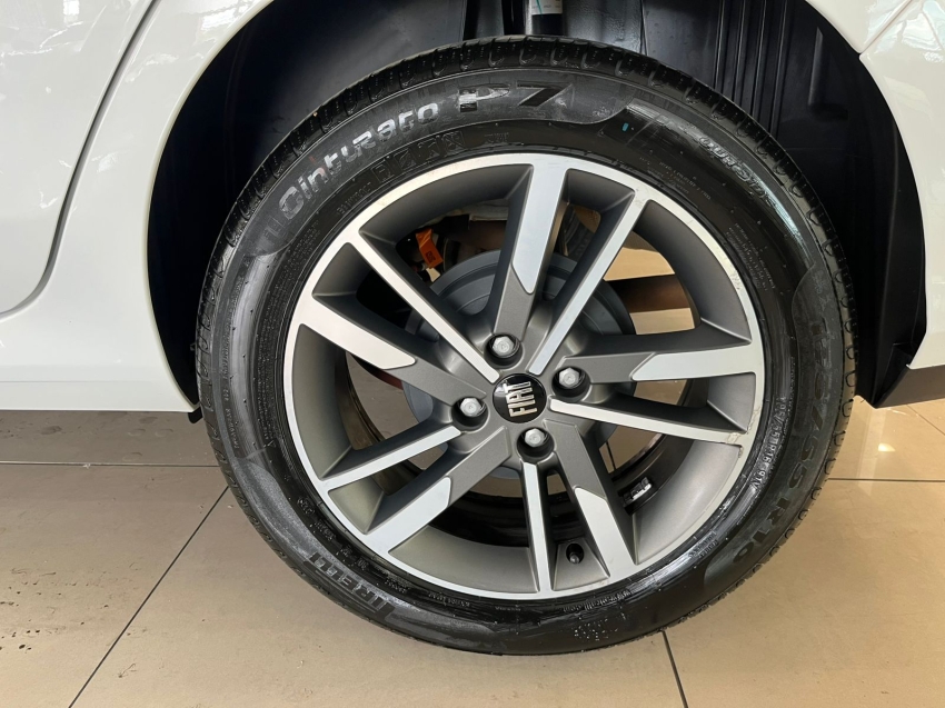 fiat cronos 1.3 firefly flex precision cvt 4p automatico 2024 fiat cronos 1.3 firefly flex precision cvt 4p automatico 2024