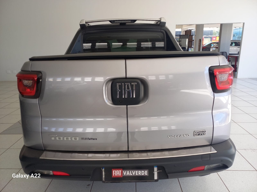 fiat toro 1.3 turbo 270 flex volcano at6 4p automatico 20255