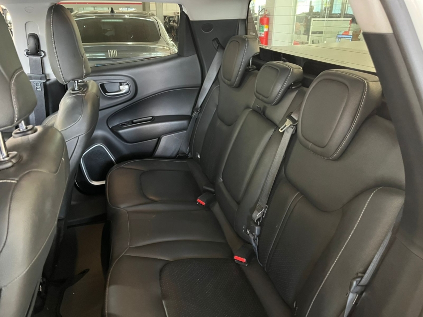 fiat toro 1.3 turbo 270 flex volcano at6 4p automatico 202211