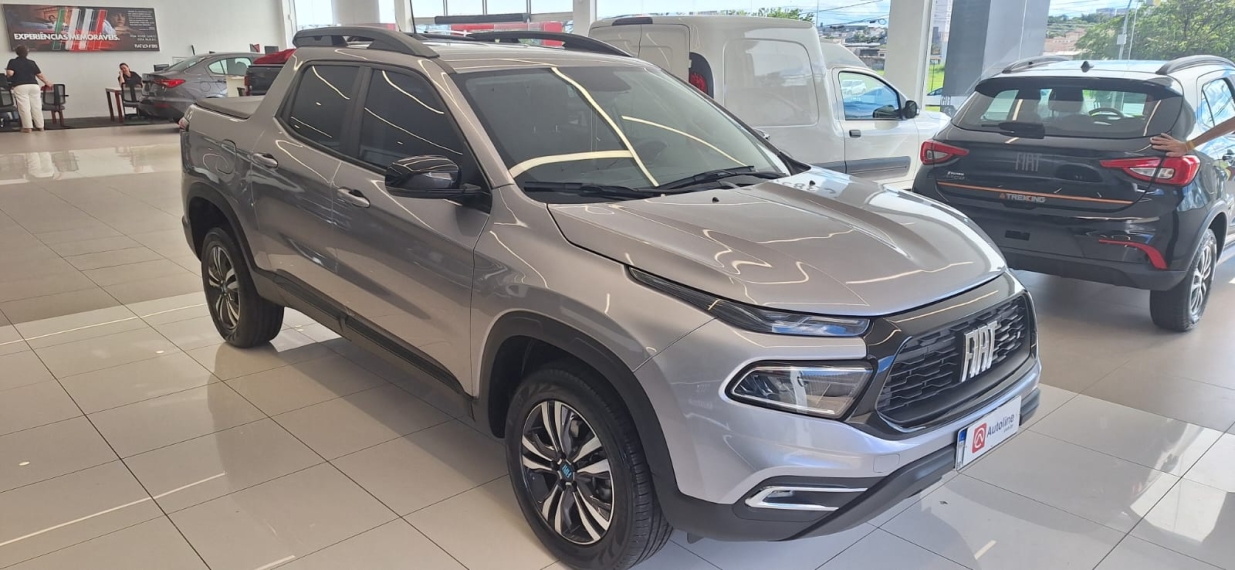 fiat toro 1.3 turbo 270 flex freedom at6 4p automatico 2025