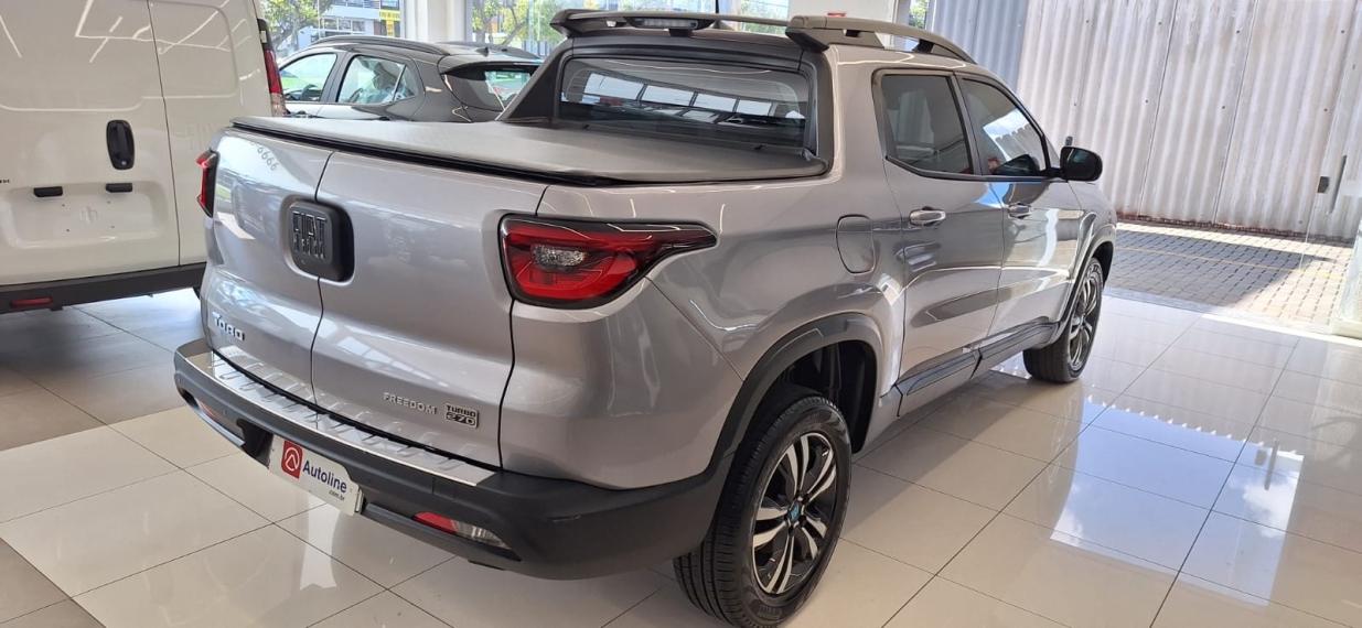 fiat toro 1.3 turbo 270 flex freedom at6 4p automatico 20253