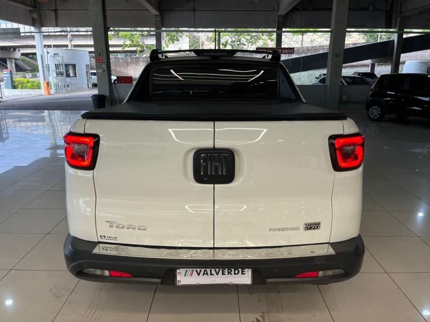 fiat toro 1.3 turbo 270 flex freedom at6 4p automatico 20224