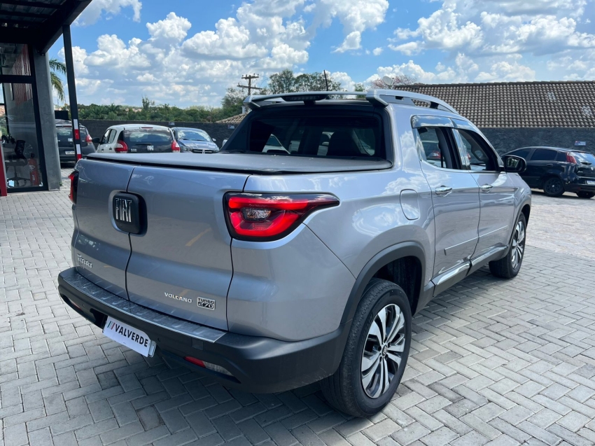 fiat toro 1.3 turbo 270 flex volcano at6 4p automatico 20235