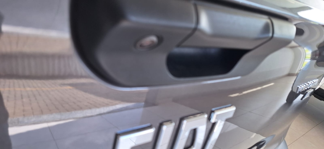 fiat strada 1.3 firefly flex volcano cd cvt 4p automatico 20248