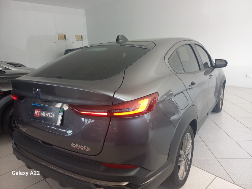 fiat fastback 1.0 turbo 200 flex cvt 4p automatico 20243