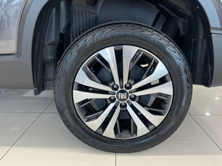 fiat toro 2.0 16v turbo diesel volcano 4wd at9 4p automatico 20258