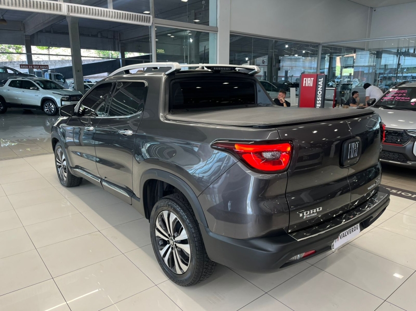 fiat toro 2.0 16v turbo diesel volcano 4wd at9 4p automatico 20255