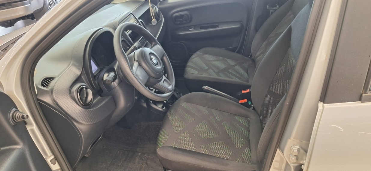 fiat mobi 1.0 evo flex like. manual 4p 20239