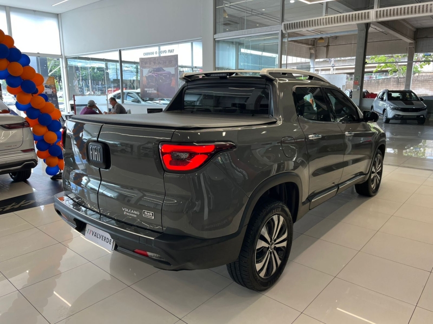 fiat toro 2.0 16v turbo diesel volcano 4wd at9 4p automatico 20236