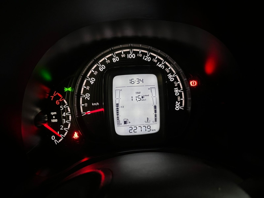 fiat mobi 1.0 evo flex like. manual 4p 20256