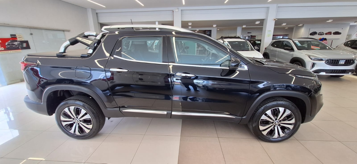 fiat toro 1.3 turbo 270 flex volcano at6 4p automatico 20236