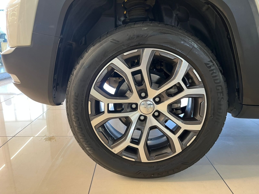 jeep renegade 1.3 t270 turbo flex longitude at6 4p automatico 20237