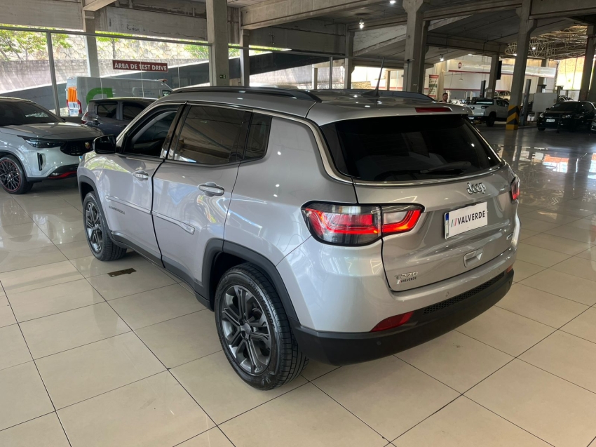 jeep compass 1.3 t270 turbo flex longitude at6 4p automatico 20233