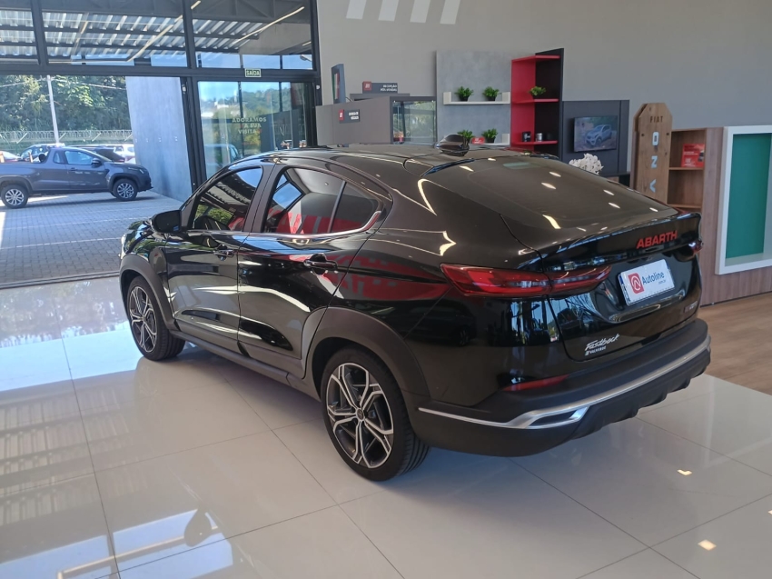 fiat fastback 1.3 turbo 270 flex limited edition at6 4p automatico 20255