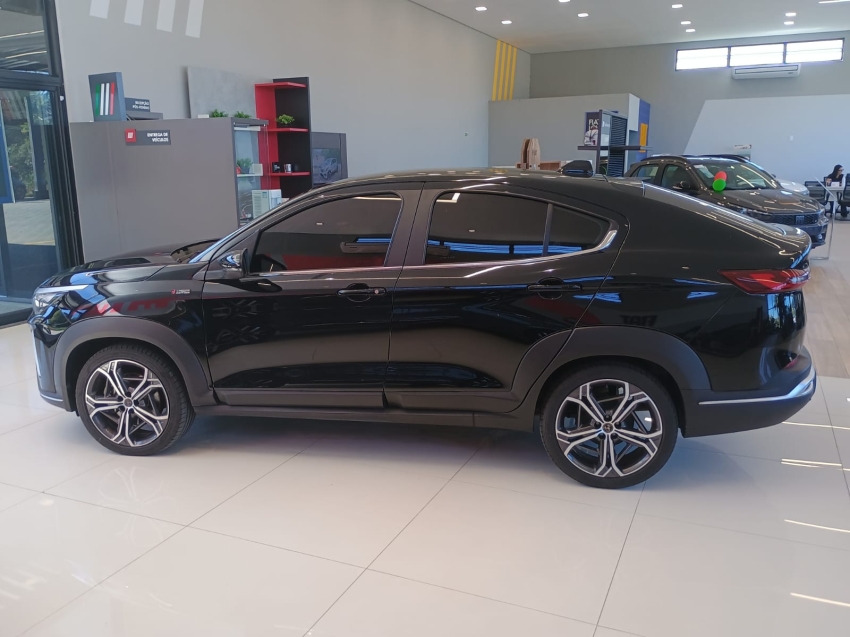 fiat fastback 1.3 turbo 270 flex limited edition at6 4p automatico 20256