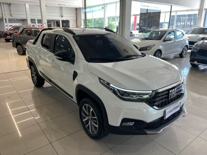 fiat strada 1.3 firefly flex volcano cd cvt 4p automatico 2026