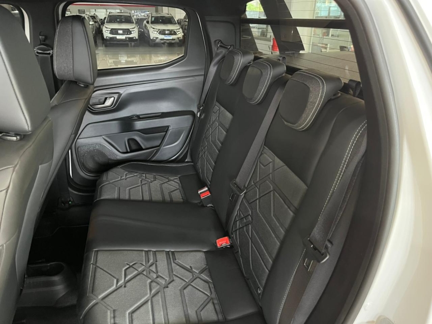 fiat strada 1.3 firefly flex volcano cd cvt 4p automatico 20264