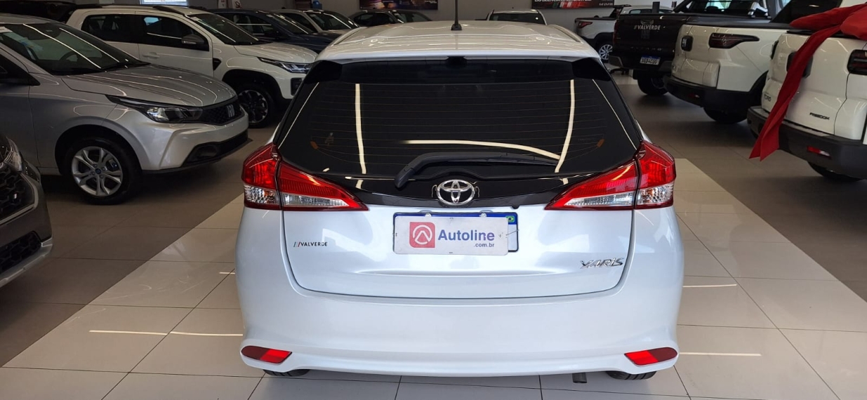 toyota yaris 1.5 16v flex xl multidrive 4p automatico 20258