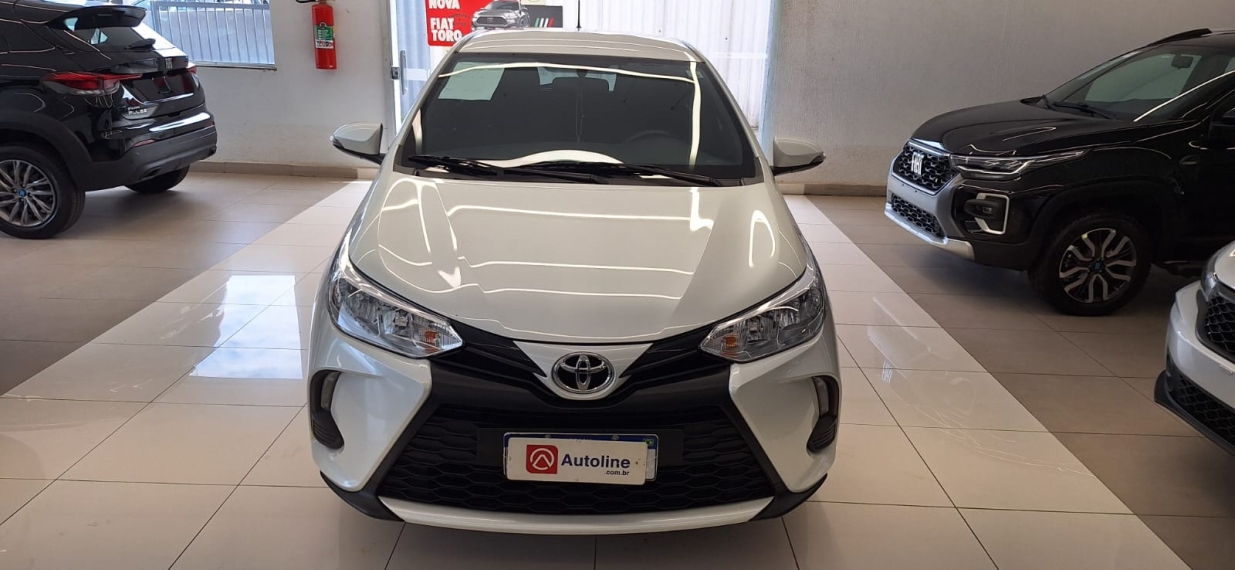 toyota yaris 1.5 16v flex xl multidrive 4p automatico 20251