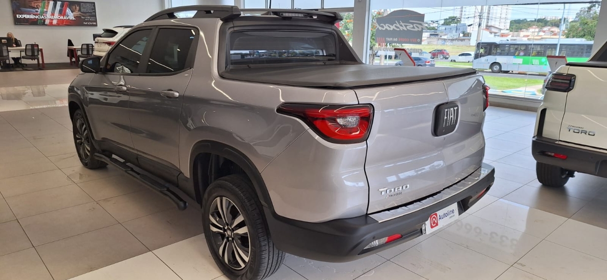 fiat toro 1.3 turbo 270 flex freedom at6 4p automatico 20255