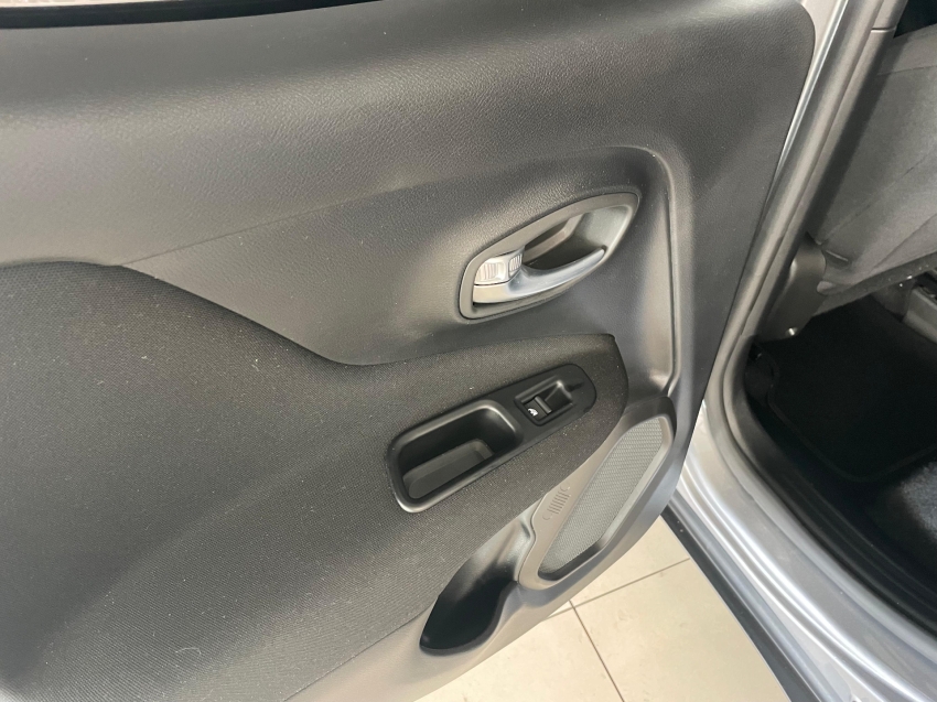 jeep renegade 1.8 16v flex sport 4p automatico 20217