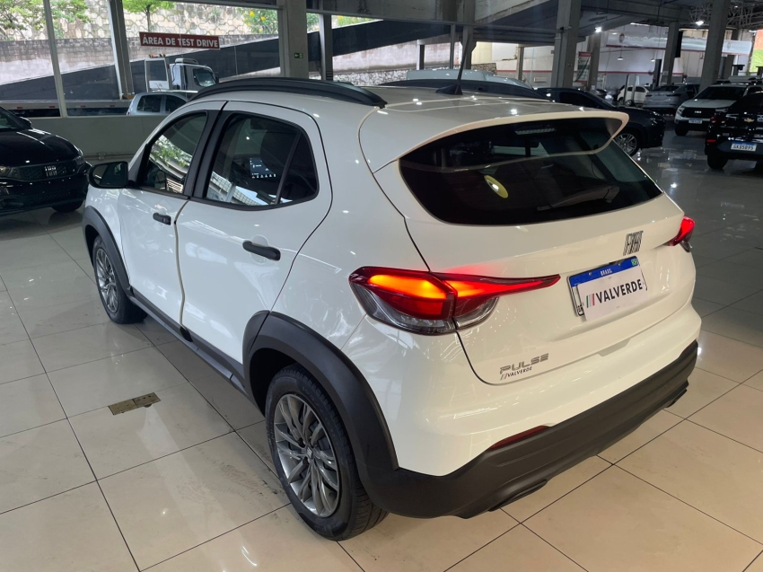 fiat pulse 1.3 flex drive manual 4p automatico 202310