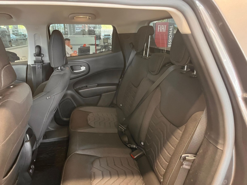 fiat toro 1.3 turbo 270 flex freedom at6 4p automatico 202510