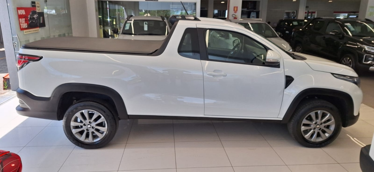 fiat strada 1.3 firefly flex freedom cs manual 2p automatico 20254