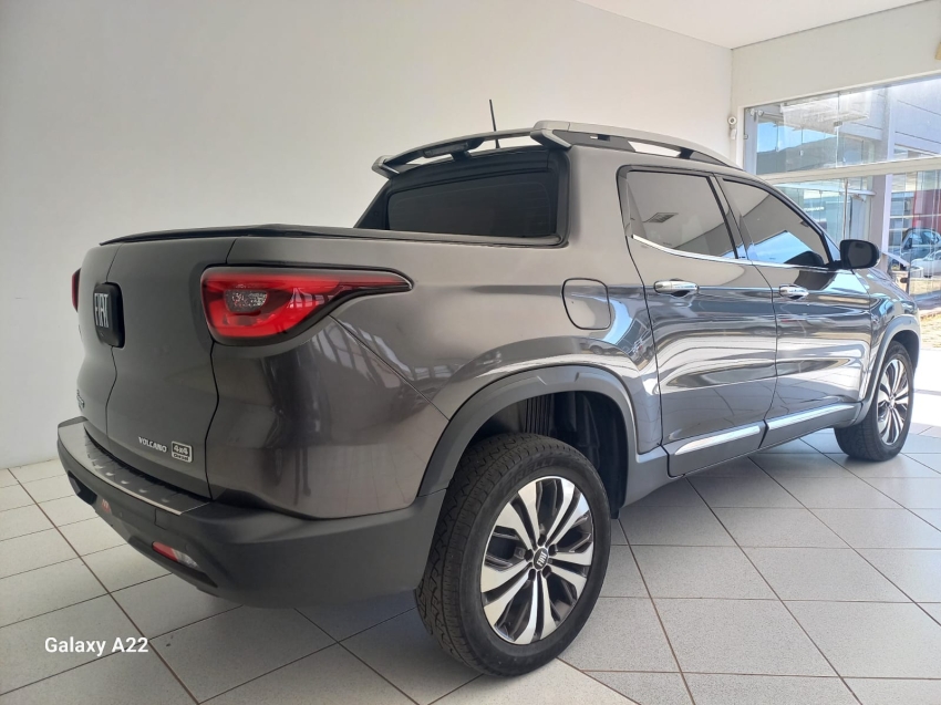 fiat toro 2.0 16v turbo diesel volcano 4wd at9 4p automatico 20253