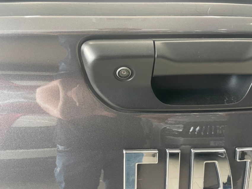 fiat strada 1.3 firefly flex volcano cd cvt 4p automatico 202511