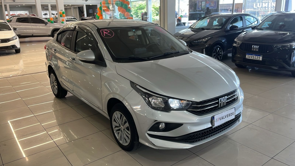 fiat cronos 1.3 firefly flex drive cvt 4p automatico 2025