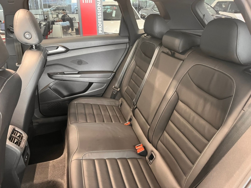volkswagen taos 1.4 250 tsi total flex highline automatico 4p 202412