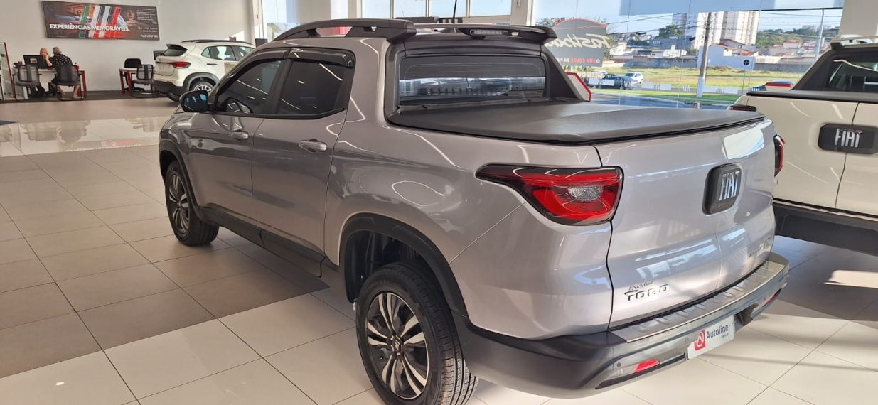fiat toro 1.3 turbo 270 flex freedom at6 4p automatico 20245