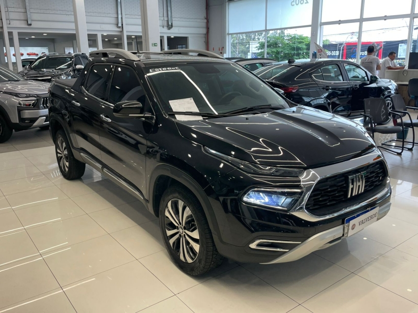 fiat toro 2.0 16v turbo diesel volcano 4wd at9 4p automatico 2025