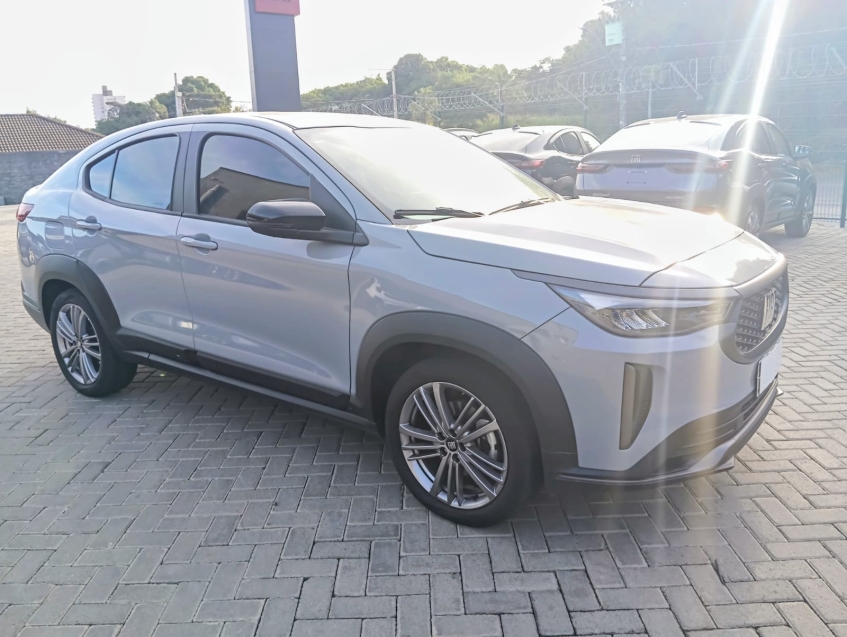 fiat fastback 1.0 turbo 200 flex cvt 4p automatico 2024