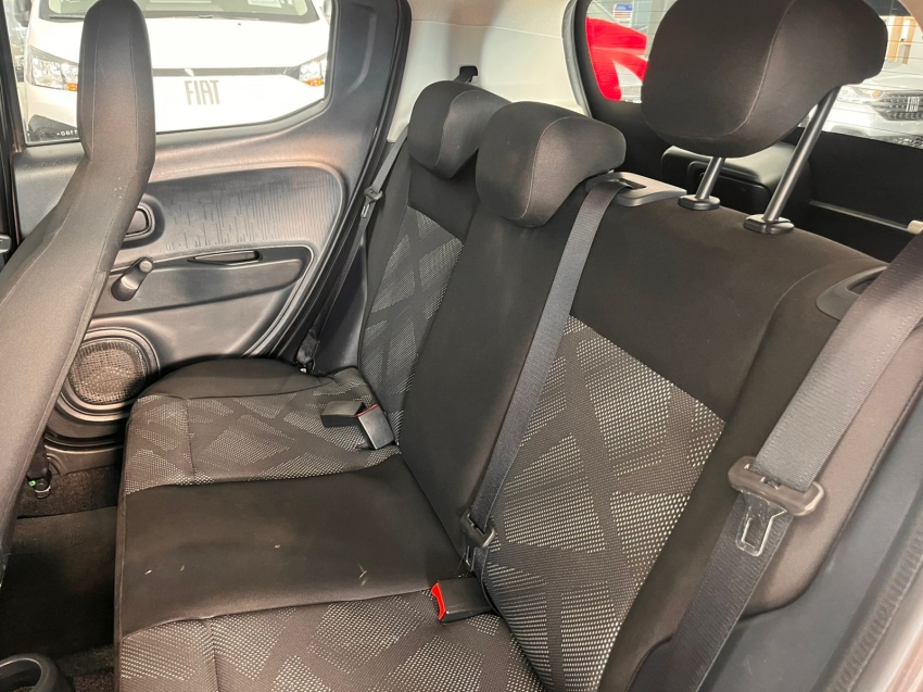 fiat mobi 1.0 firefly flex like. manual 4p 20253