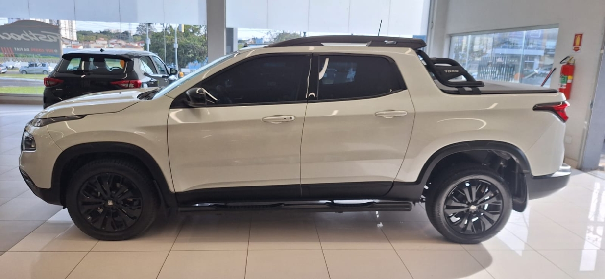 fiat toro 1.3 turbo 270 flex volcano at6 4p automatico 20247