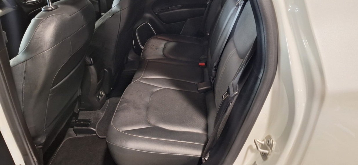 fiat toro 1.3 turbo 270 flex volcano at6 4p automatico 202410