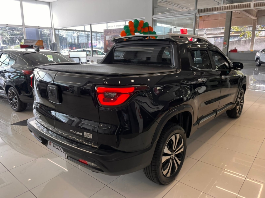 fiat toro 1.3 turbo 270 flex volcano at6 4p automatico 202514