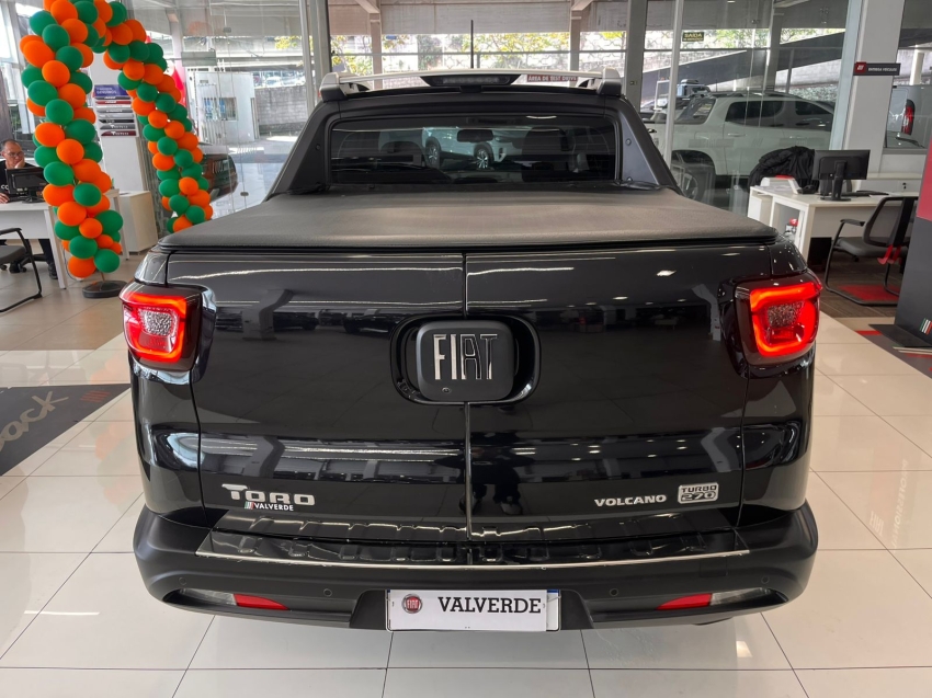 fiat toro 1.3 turbo 270 flex volcano at6 4p automatico 202513