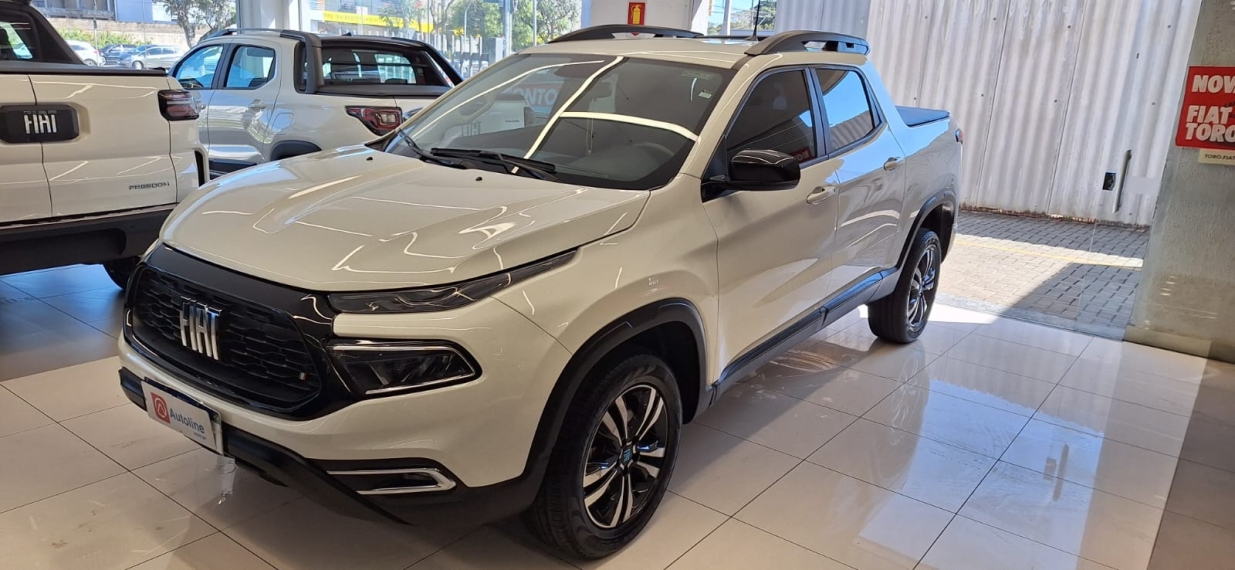 fiat toro 1.3 turbo 270 flex freedom at6 4p automatico 20252