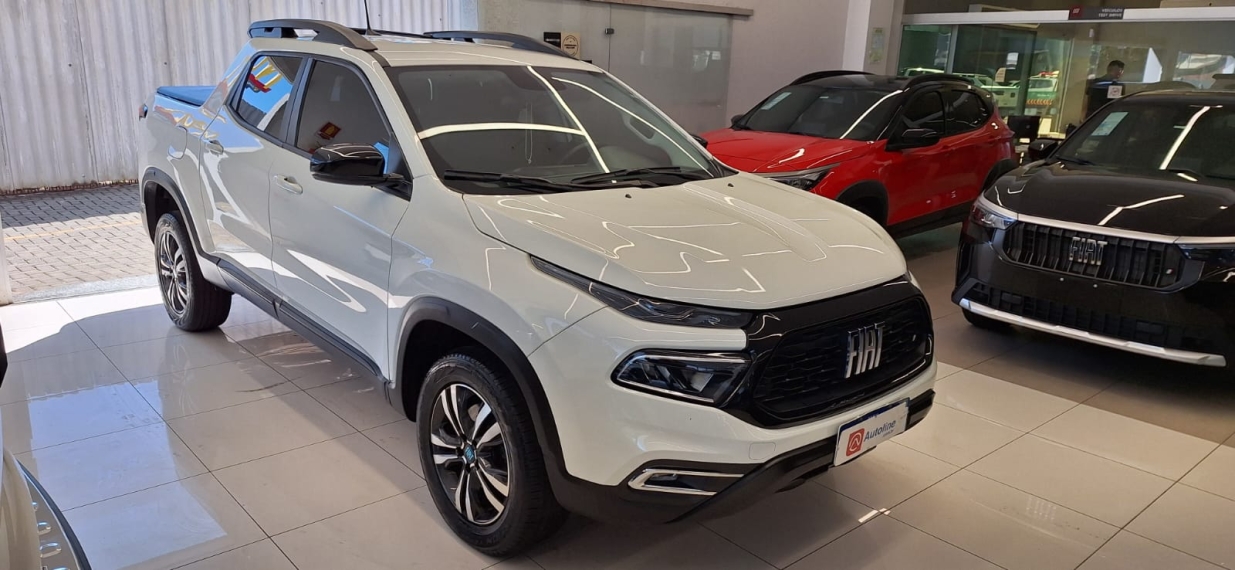 fiat toro 1.3 turbo 270 flex freedom at6 4p automatico 2025