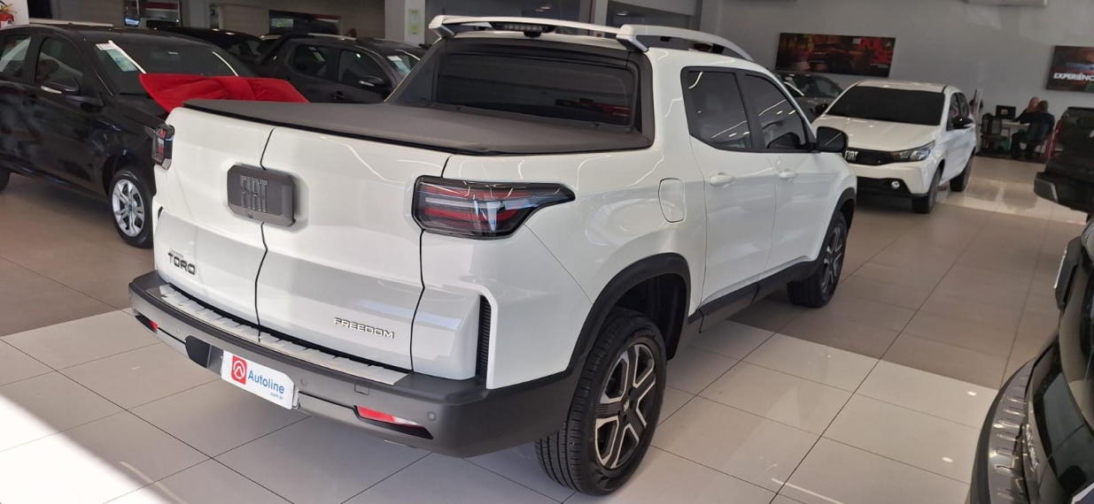 fiat toro 1.3 turbo 270 flex freedom at6 4p automatico 20263